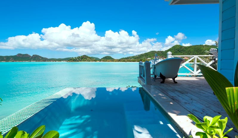 Cocobay Resort-Premium Waterfront Suite_01_7777